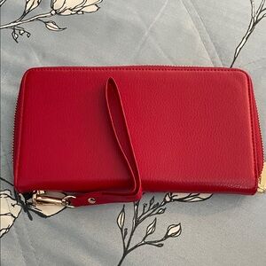 Shelton Red Leather Women's Wristlet